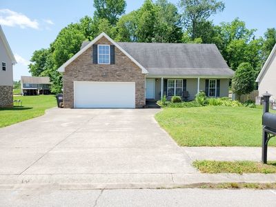1586 Autumn Dr, Clarksville, TN, 37042
