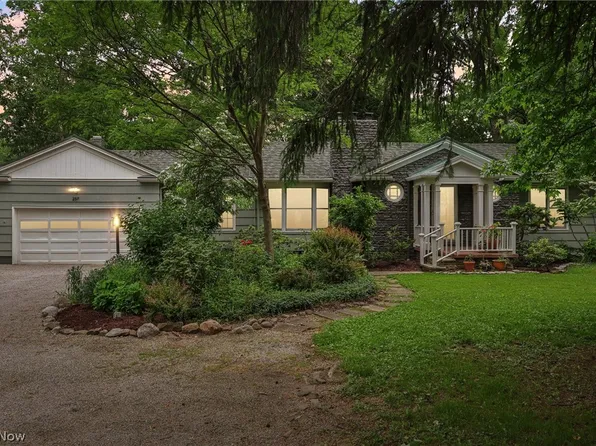 257 E Streetsboro St, Hudson, OH 44236