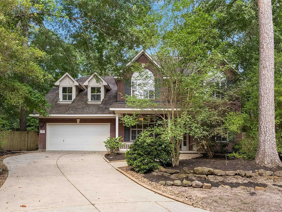 11 Alden Glen Ct