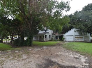 2014 Avenue I, Danbury, TX 77534