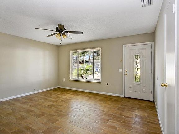 2nd image of 11112 Mahin Ln