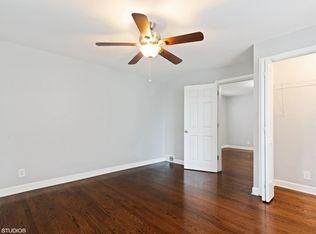 5206 W Ainslie St, Chicago, IL 60630
