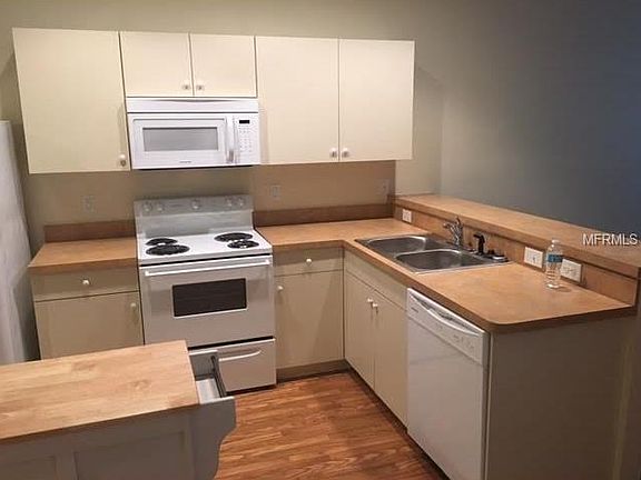 5th image of 1003 Creek Park Ct