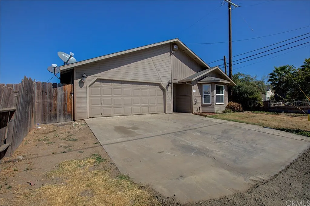 2256 Lobo Ave photo 1