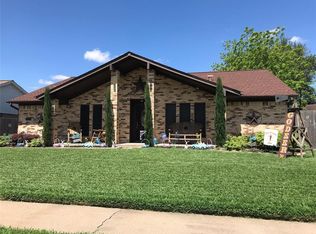 1109 N Kaufman Dr, Deer Park, TX 77536