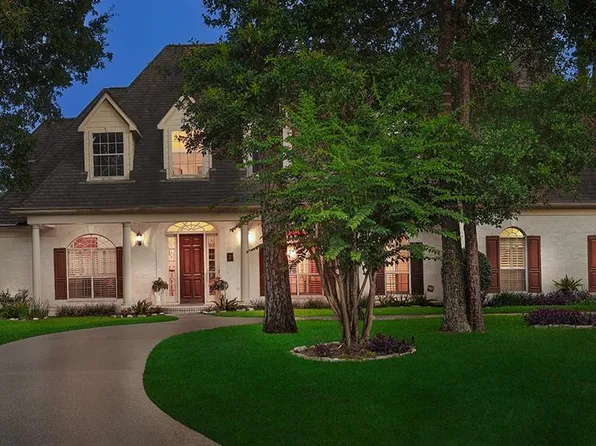 7 W Windward Cove, The Woodlands, TX 77381