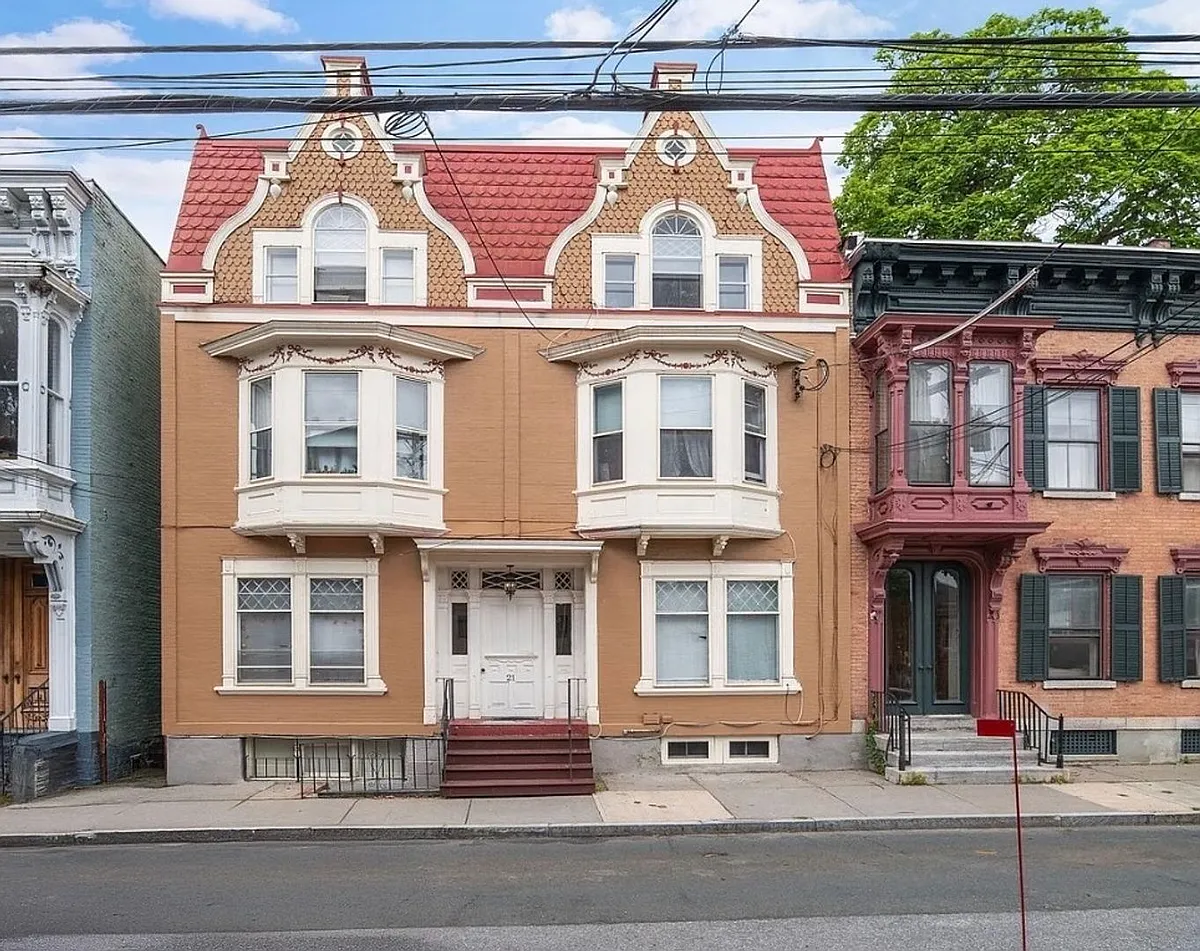 Building Photo - 21 N Ferry St