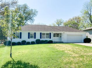 9726 Kessler St, Overland Park, KS 66212