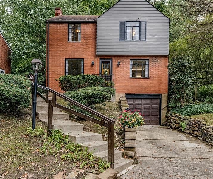 WELCOME TO 2701 BLACKRIDGE AVE.