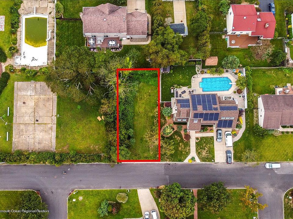 2nd image of 23 Vernon Ave