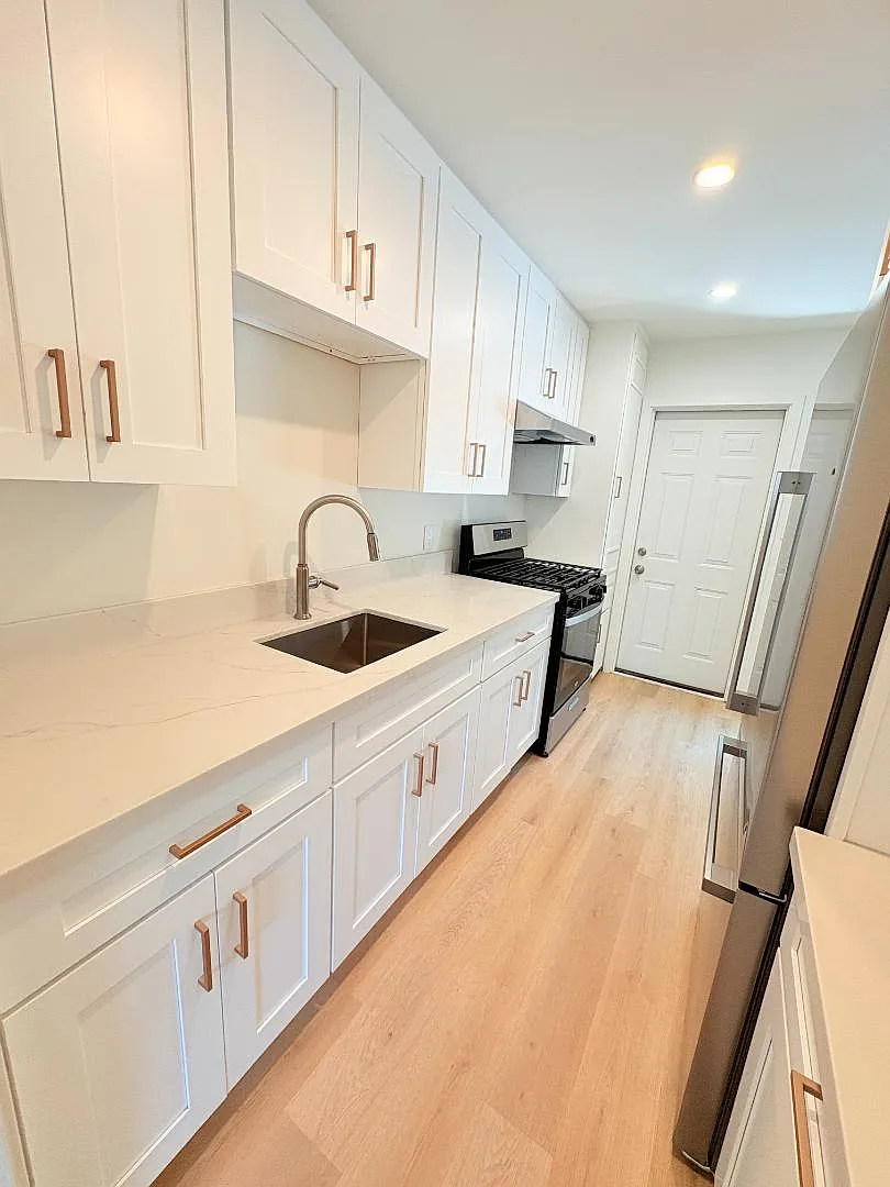 4721 Choctaw Drive - Unit B — Photo 1