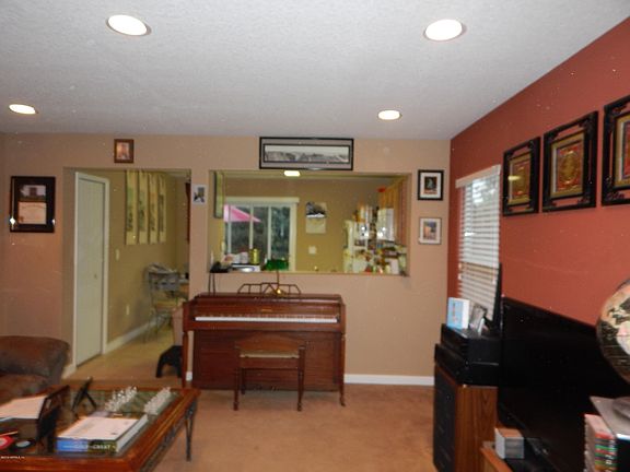 4th image of 968 WYNFIELD Circle