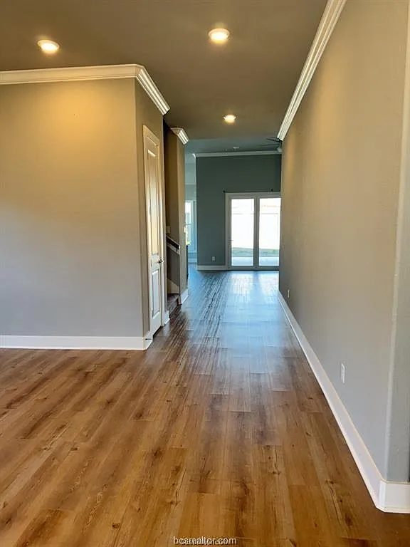 4 bed, 3.0 bath, 2603 sqft, $3,550 — Photo 2