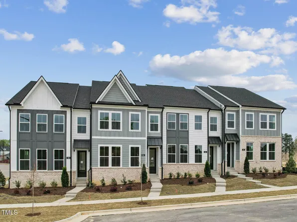 810 Barlow Dr #252, Knightdale, NC 27545