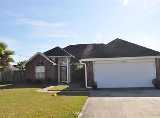 6020 Crockett, Lumberton, TX 77657