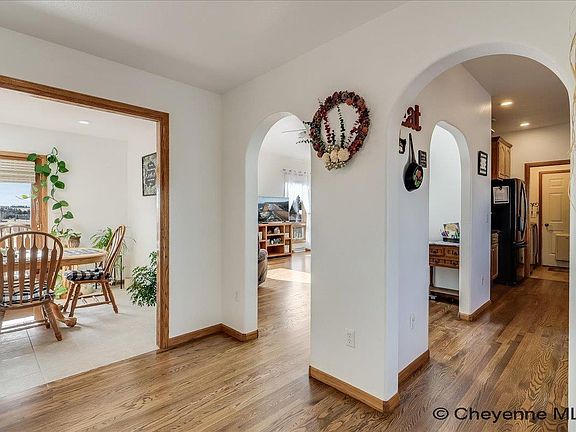 3rd image of 5293 Thunder Ridge Rd