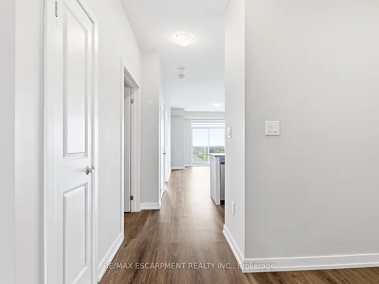 450 Dundas St E #1113 — Photo 15