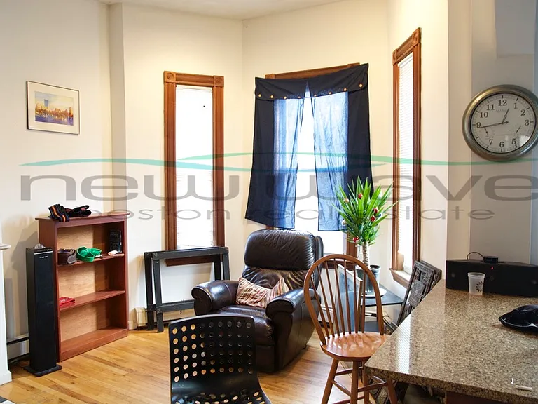 14 Wigglesworth St #2 — Photo 9
