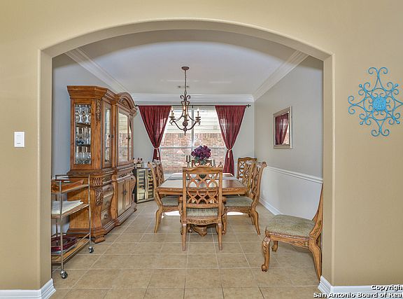5th image of 18510 Rogers Pl