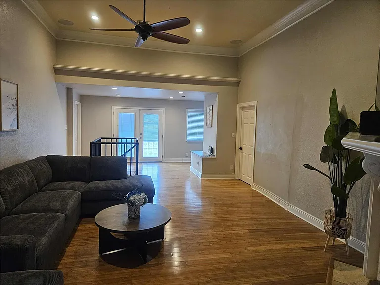 812 Marlin St — Photo 43