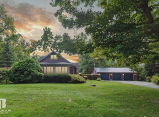 10418 E Richfield Rd, Davison, MI 48423