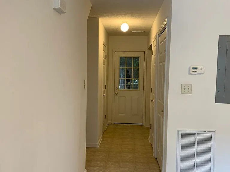 1145 College St NW — Photo 11