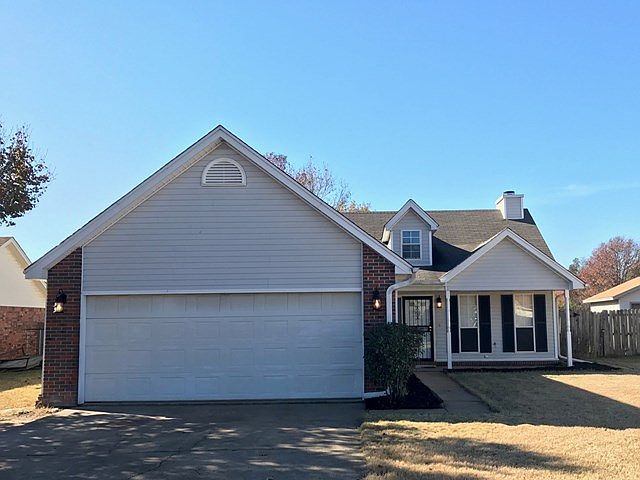 1st image of 304 Southwind Dr