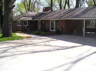 6001 Apple Grove Rd, Evansville, IN 47711