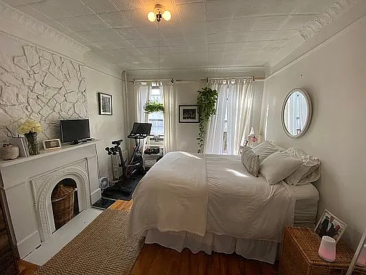 Rented by Ideal Properties Group | media 7