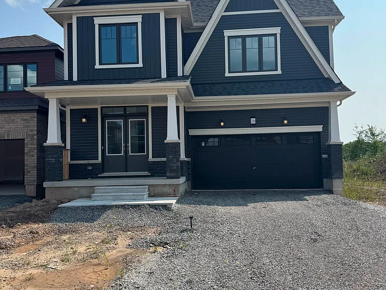 106 Lavender Rd — Photo 2