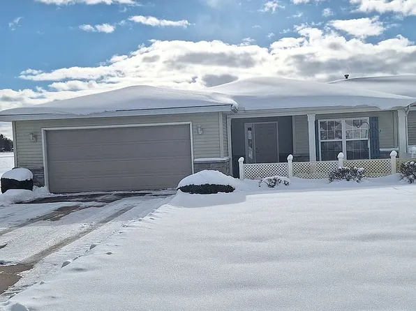 4756 Derby Cir, Berrien Springs, MI 49103