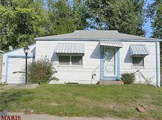 462 Plaza Ave, Saint Louis, MO
