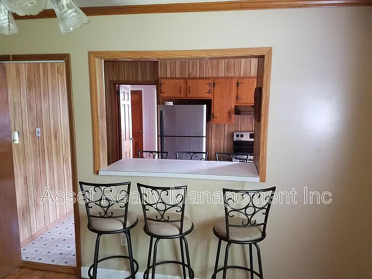 102 Eastwood Dr #1 — Photo 7