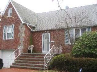 12 Walnut Rd, East Rockaway, NY 11518