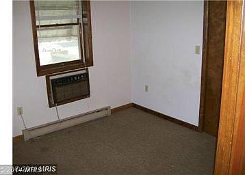 4th image of 17 N Washington St APT 3
