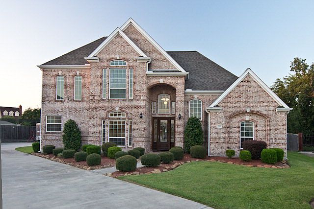 1st image of 2308 Avenue N