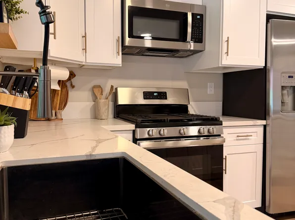 27575 Elder View Dr, Santa Clarita, CA 91354