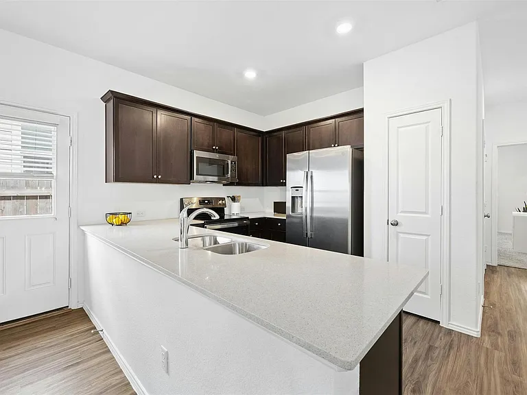 221 Barbary Coast Ln — Photo 11