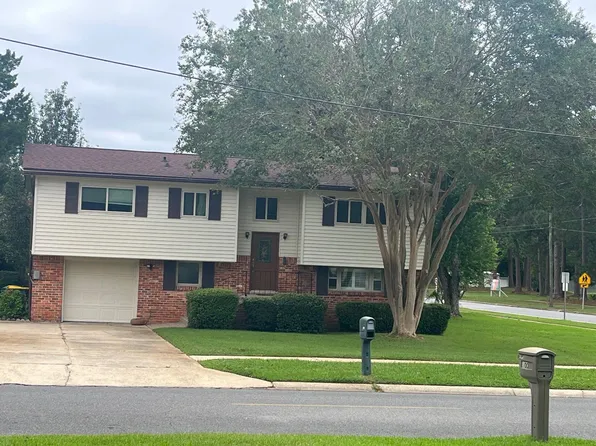 101 Destin Dr NW, Fort Walton Beach, FL 32548