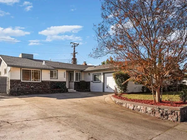 828 Morada Ln, Stockton, CA 95210