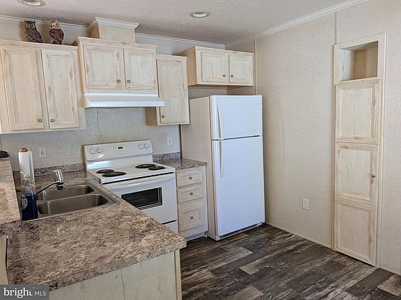 3rd image of 113 Ridge Rd #232