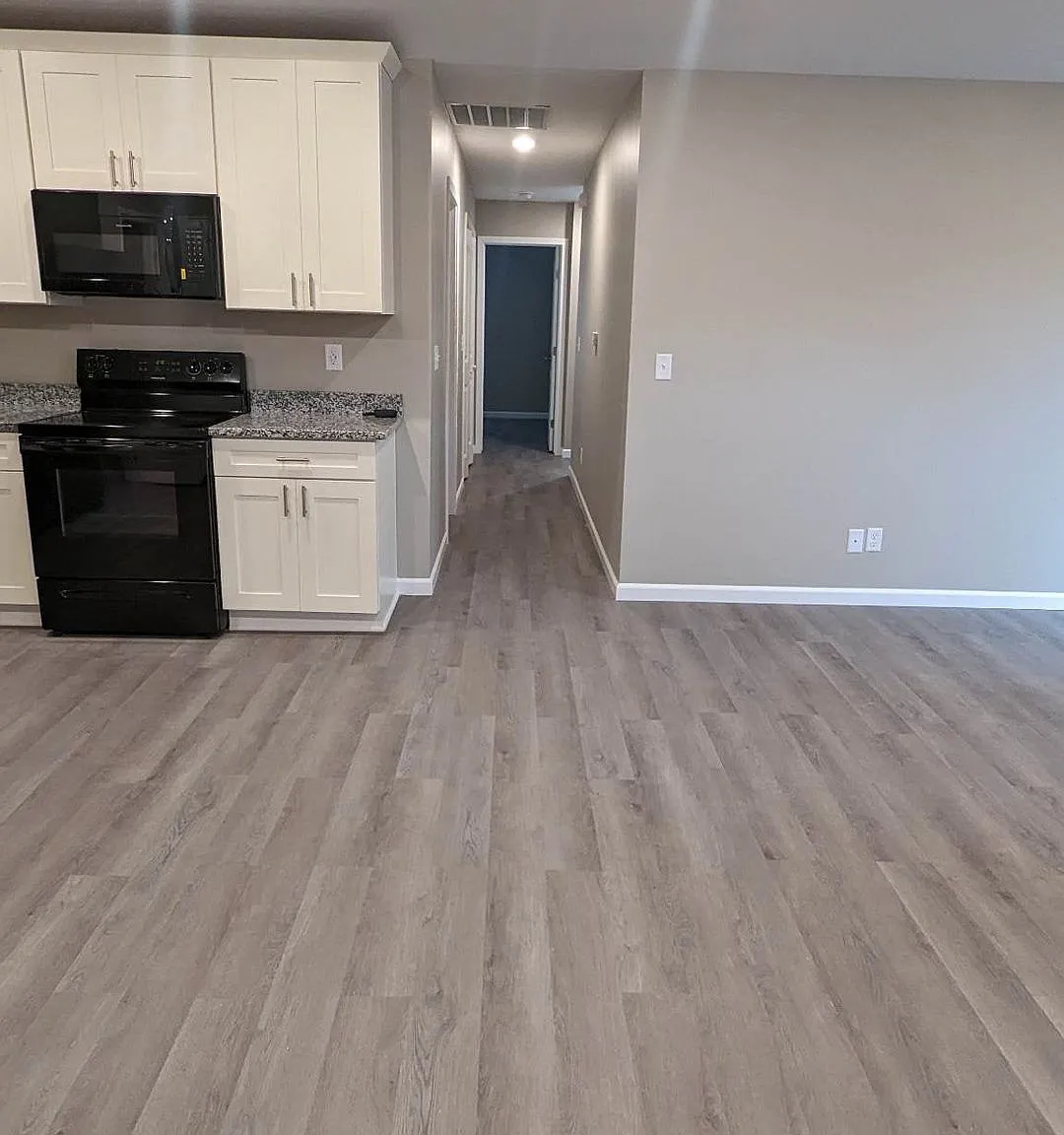 Brand-New Duplex Available May 1, 2025! — Photo 4