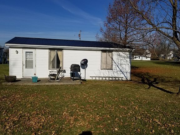 2nd image of 962 W State Road 18