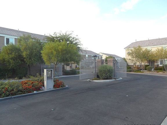 3rd image of 9125 Goose Lake Way Unit 103
