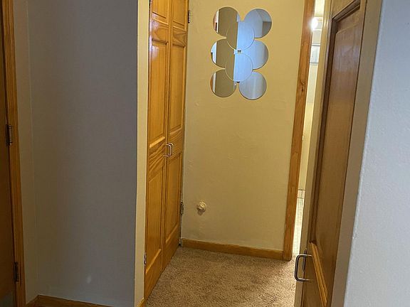 4th image of 708 27th Ave S