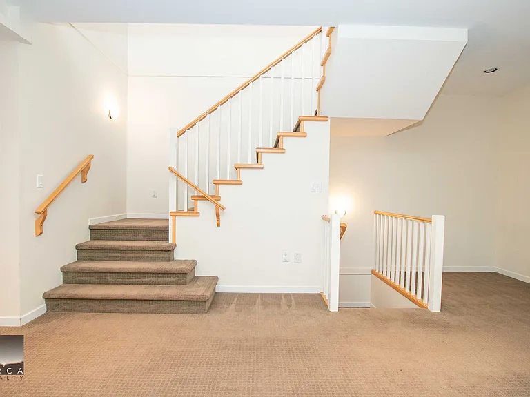 3750 Edgemont Blvd — Photo 29