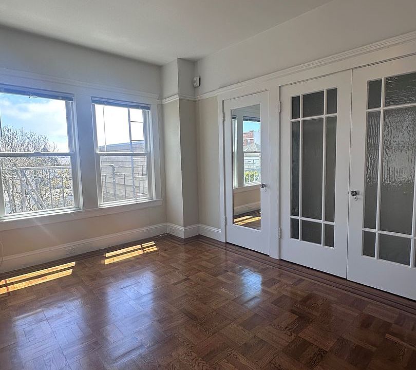 1st image of 2563 Clay St #1122R