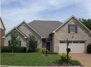 7864 Harpeth View Dr, Nashville, TN 37221