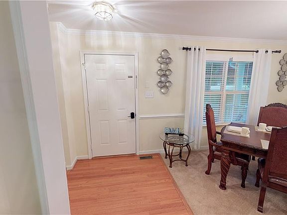 2nd image of 355 Nottoway Ln