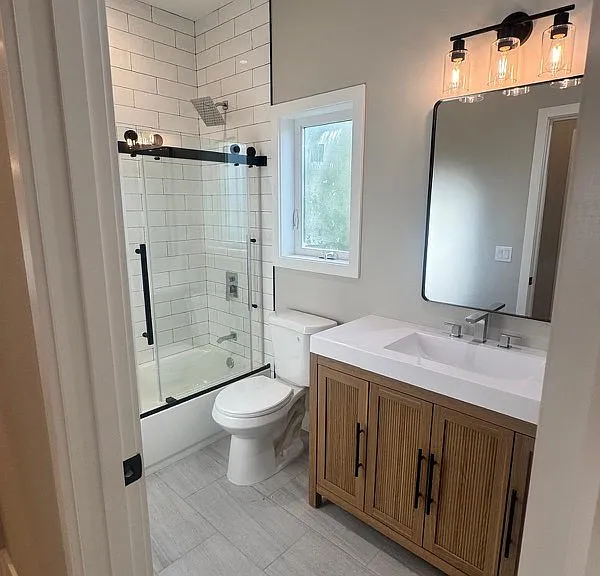 902 E Cotati Ave #902A — Photo 3